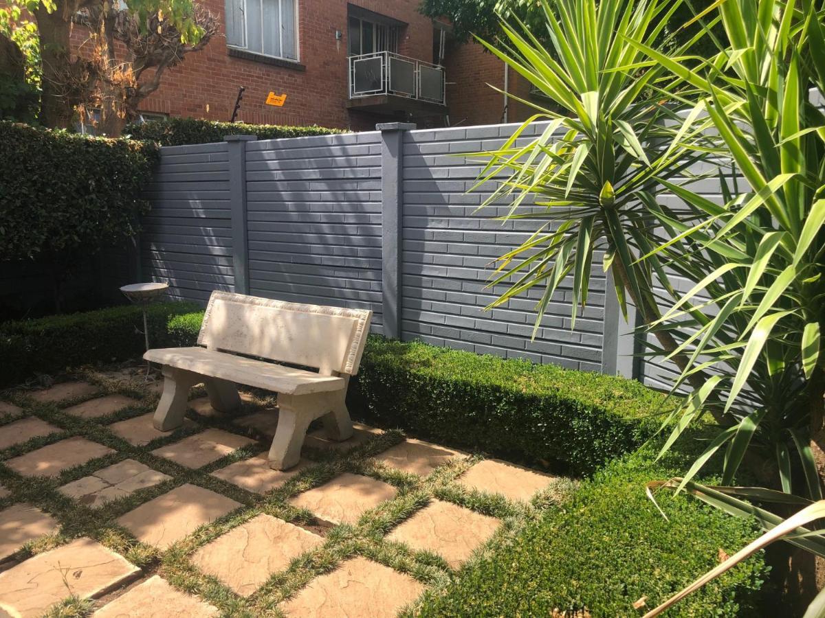 Acacia Westdene B&B Bloemfontein Kültér fotó