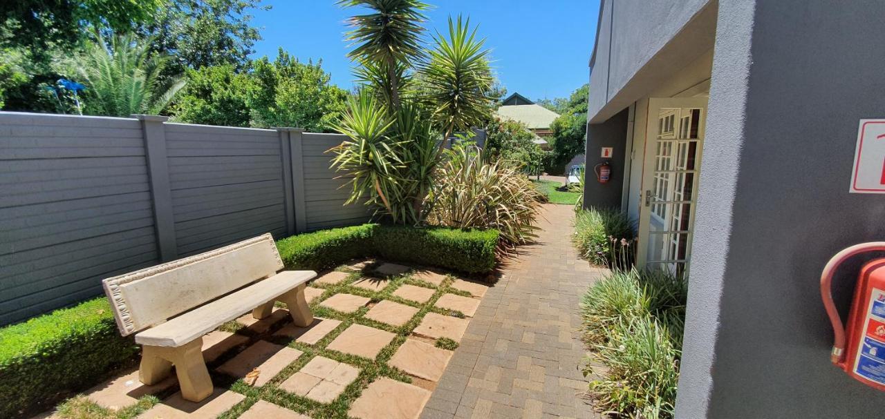 Acacia Westdene B&B Bloemfontein Kültér fotó